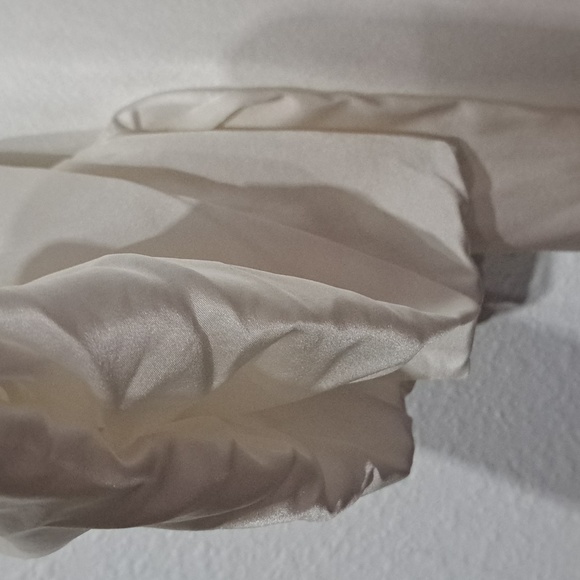 Antonio Melani Delanie Jewel Neck Short Balloon Sleeve Silk Blouse - Picture 3 of 8